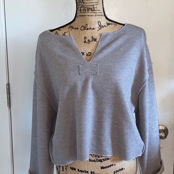Urban Outfitters Gray Slouchy Ribbed Crop Top - Picture 9 of 9
